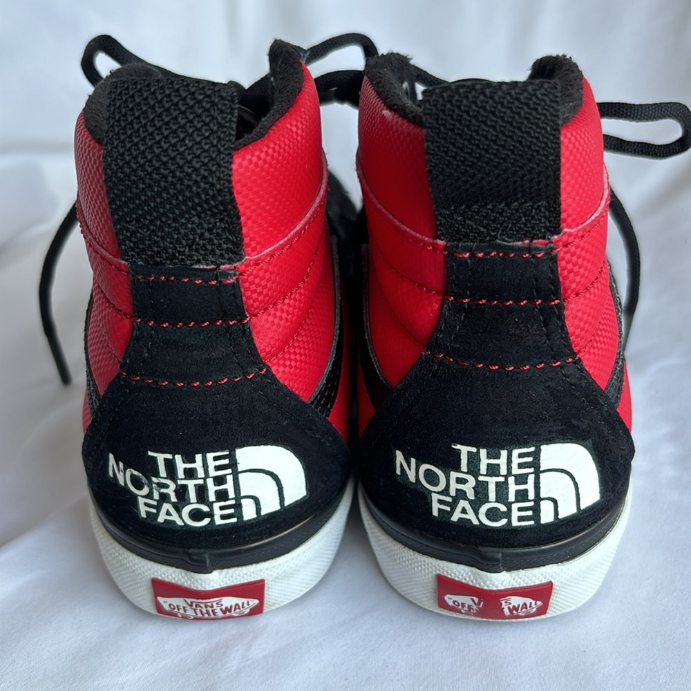 Van's Sk8-Hi 46 MTE DX The North Face Red/Black, Size Men's 7.5, Women's 9
